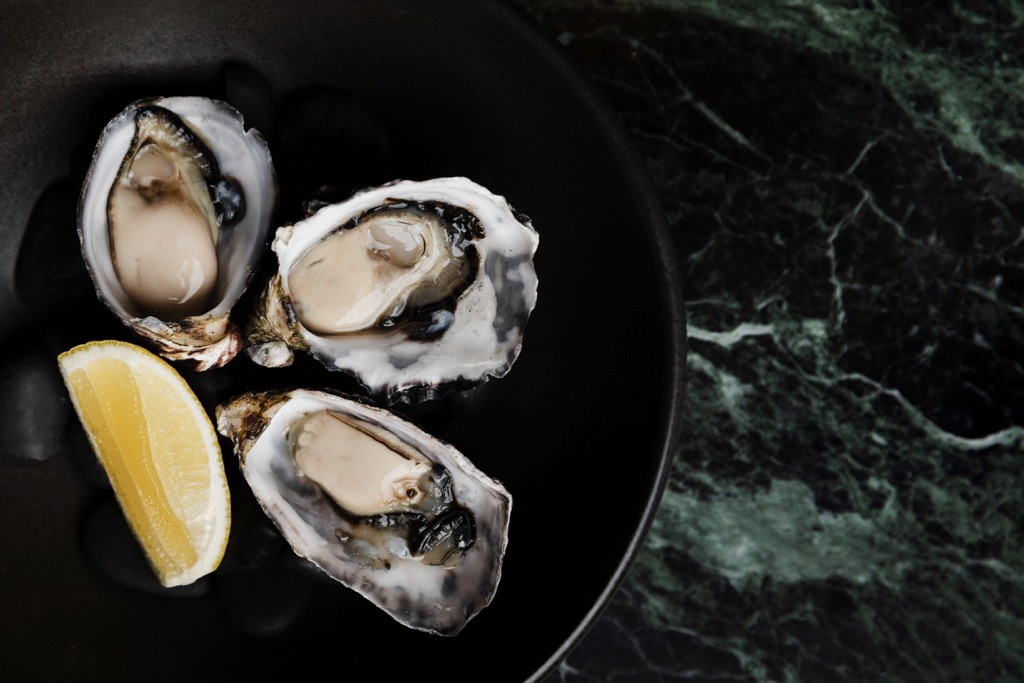 Oyster Happy Hour at Belvedere, Hobart